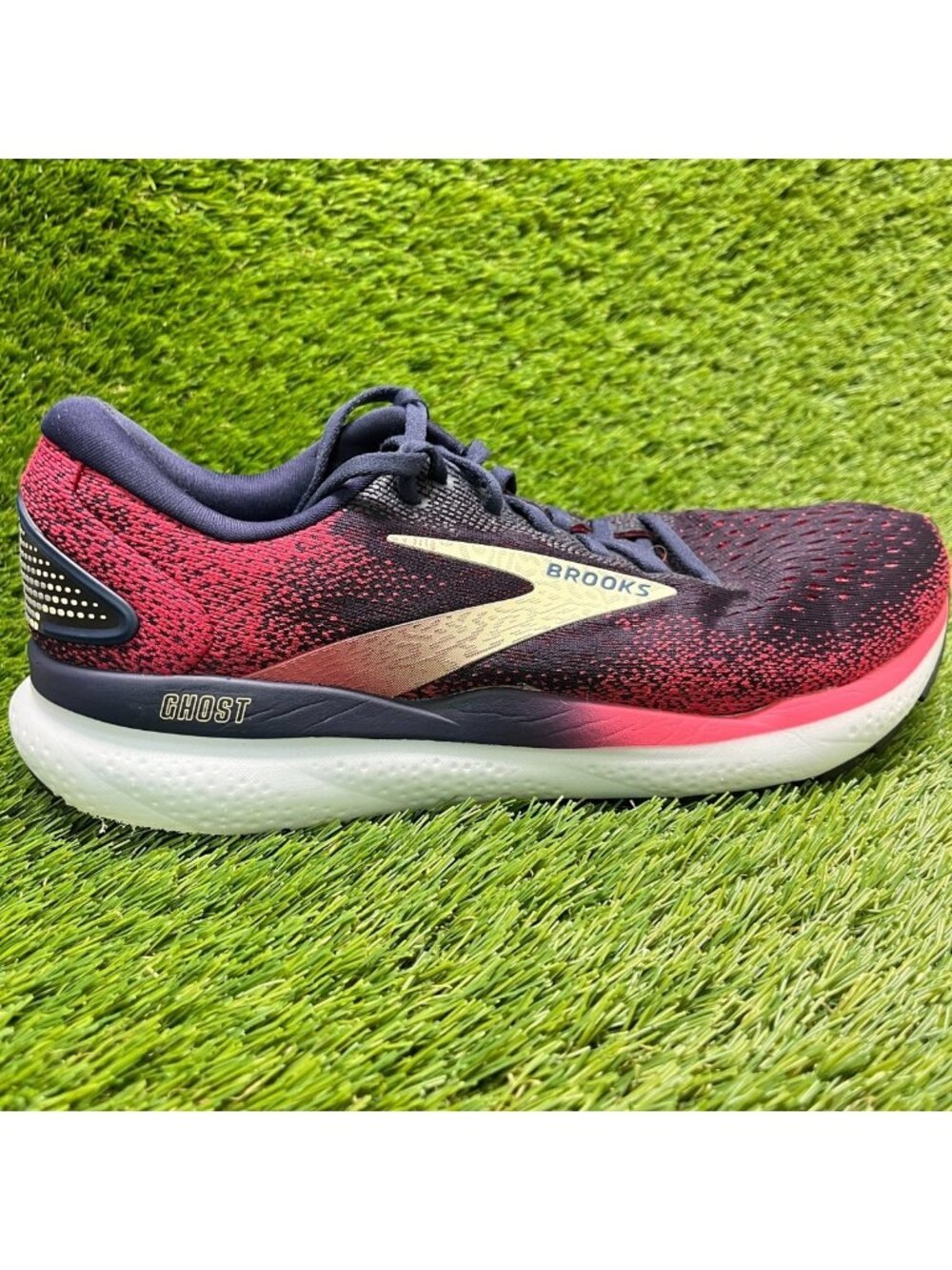 Brooks Ghost 16 Womens Size 10.5 Navy Blue Pink Athletic Running Shoes Sneakers